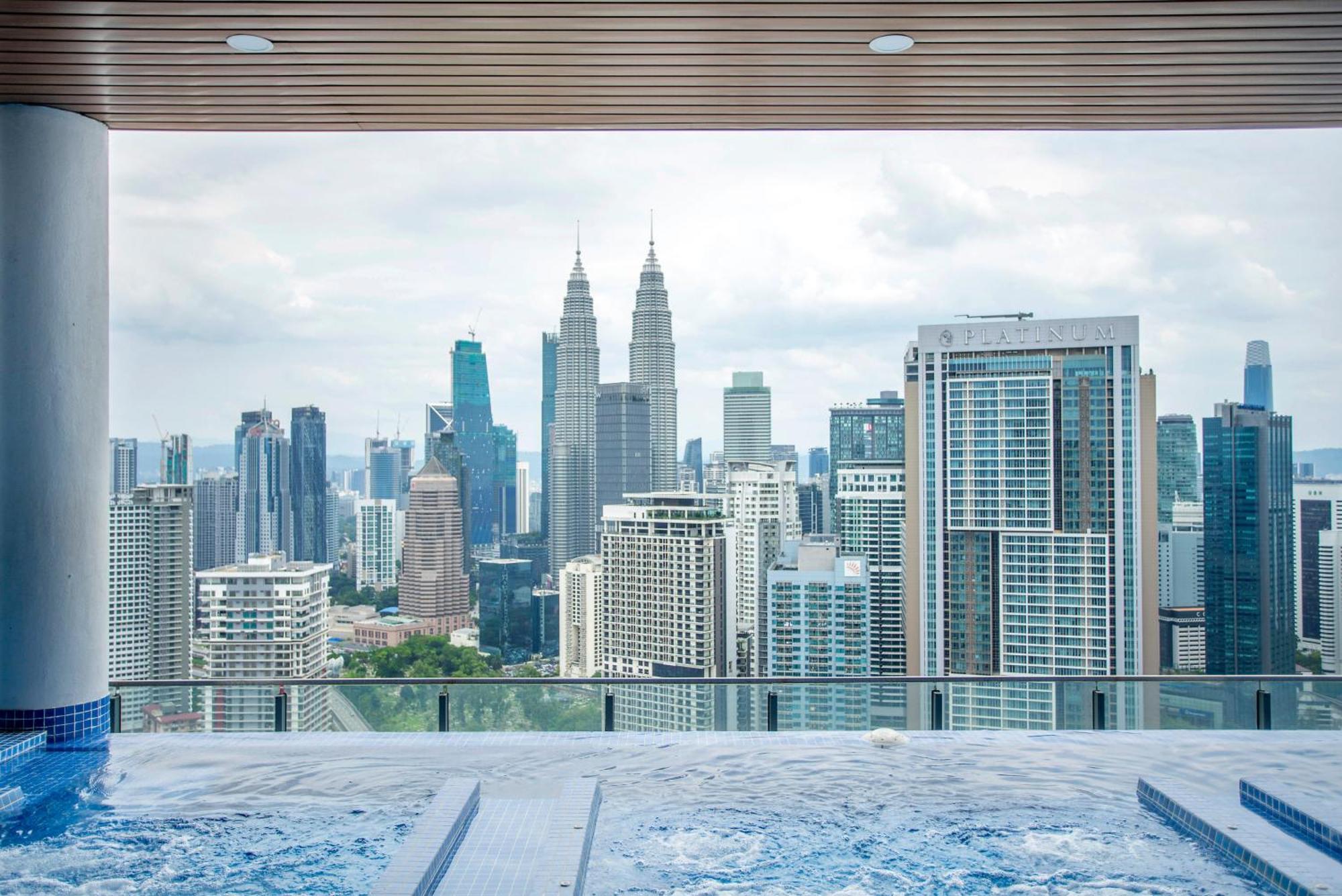 Pangsapuri The Colony & Luxe With Klcc View Skypool By Cobnb *